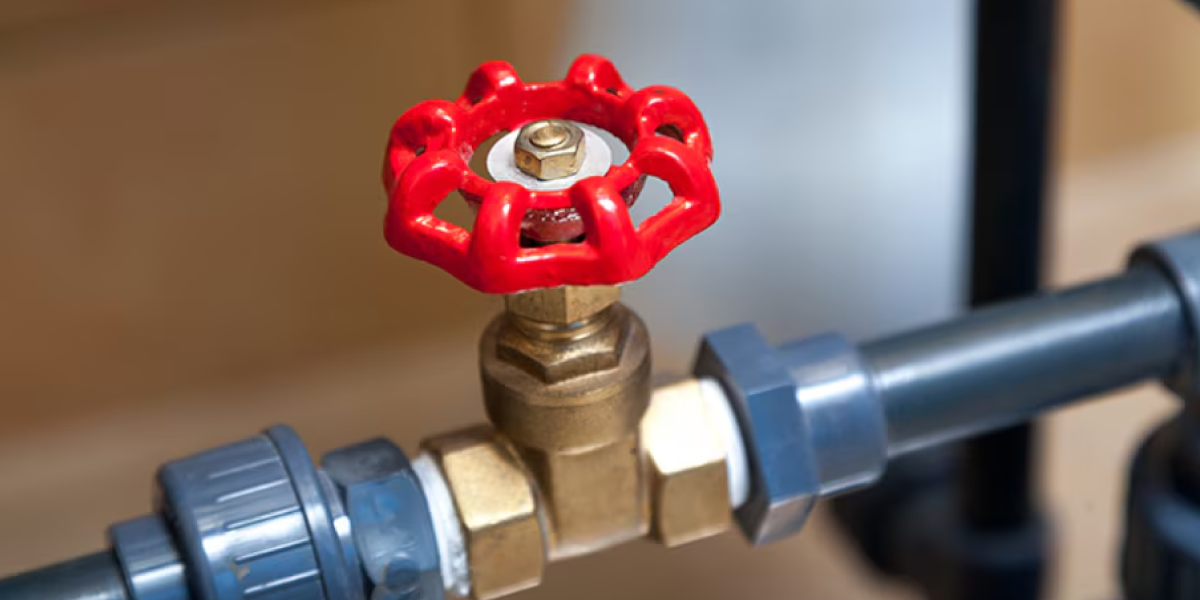 How to Turn Off the Main Water Valve How to Turn Off the Main Water Valve